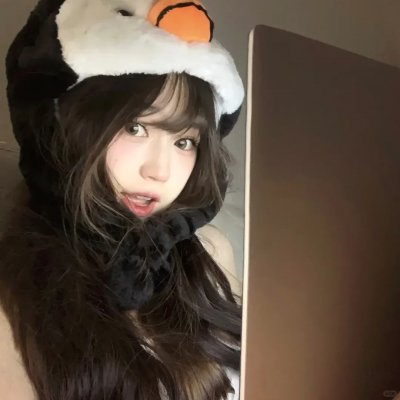 小资女孩向前冲